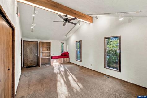 2710 NW Mulkey Avenue Corvallis OR 97330