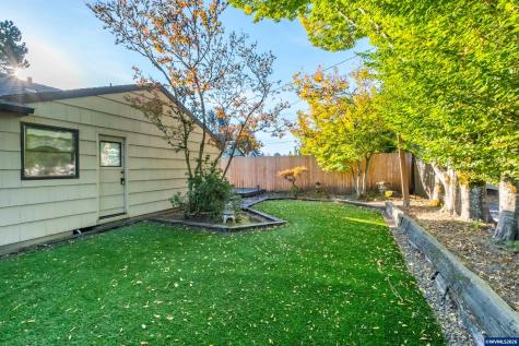 2710 NW Mulkey Avenue Corvallis OR 97330