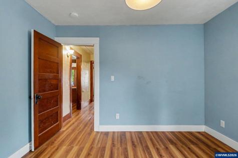 301 Orchard Street Silverton OR 97381