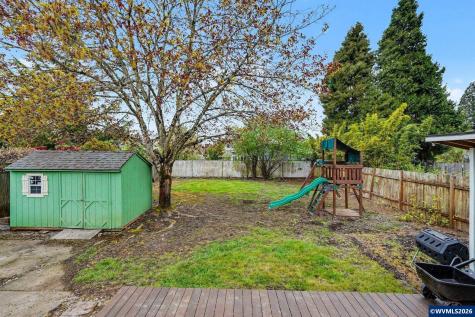 301 Orchard Street Silverton OR 97381
