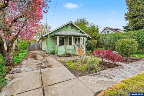 301 Orchard Street Silverton OR 97381