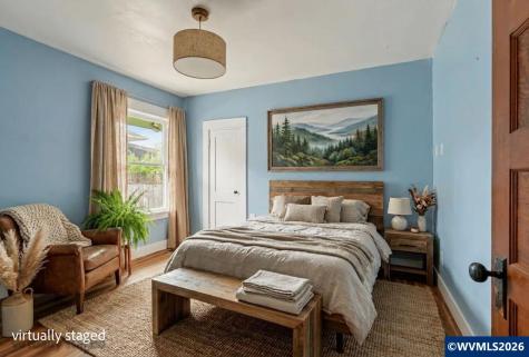 301 Orchard Street Silverton OR 97381