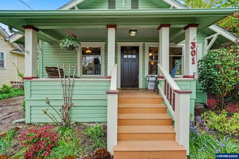 301 Orchard Street Silverton OR 97381
