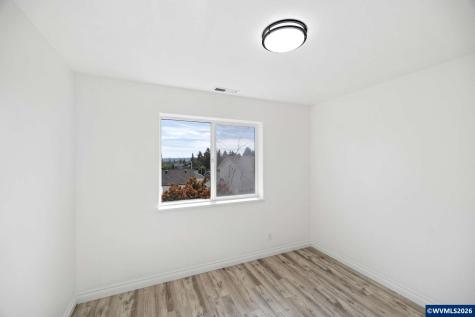 734 Roosevelt Street NW Salem OR 97304