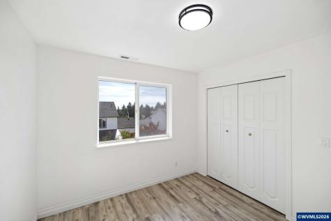 734 Roosevelt Street NW Salem OR 97304