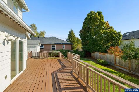 734 Roosevelt Street NW Salem OR 97304