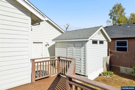 734 Roosevelt Street NW Salem OR 97304
