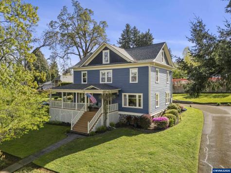 336 Hill Street Silverton OR 97381