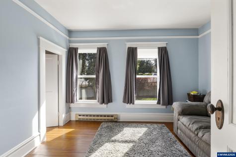 336 Hill Street Silverton OR 97381