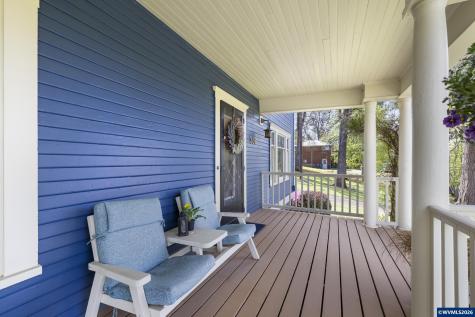 336 Hill Street Silverton OR 97381