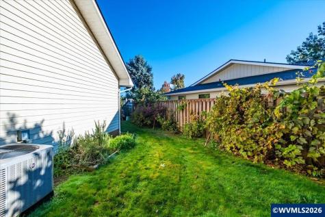 1481 Scotch Court SE Salem OR 97306
