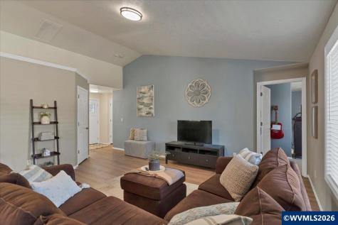 585 NW Marshall Street Dallas OR 97338