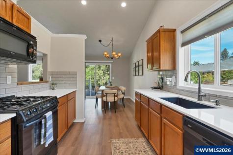 585 NW Marshall Street Dallas OR 97338