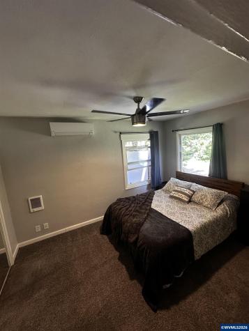 895 Vista Avenue SE Salem OR 97302