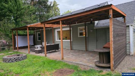 895 Vista Avenue SE Salem OR 97302