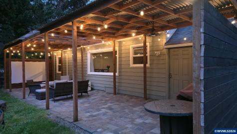 895 Vista Avenue SE Salem OR 97302