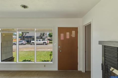 1137 N 4th Street Stayton OR 97383