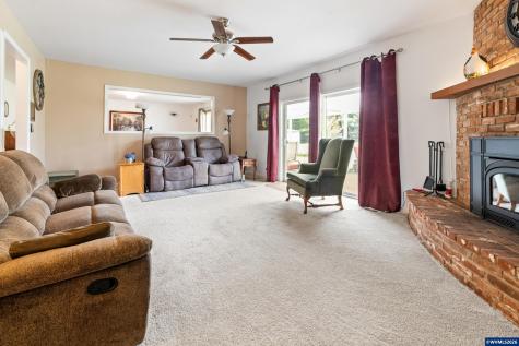 39711 Lacomb Drive Lebanon OR 97355