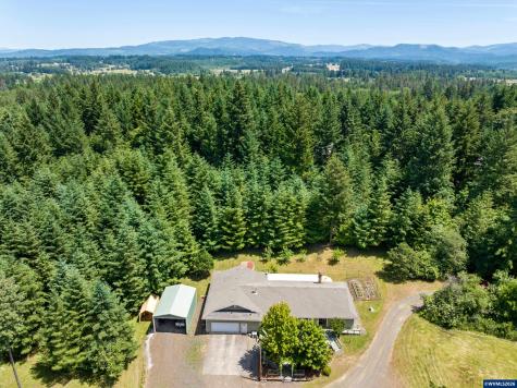 39711 Lacomb Drive Lebanon OR 97355
