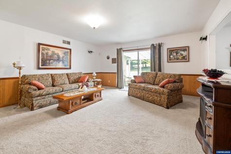 39711 Lacomb Drive Lebanon OR 97355