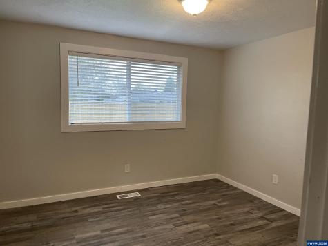 4765 Swegle Road NE Salem OR 97301