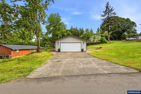 745 SW Barber Avenue Willamina OR 97396
