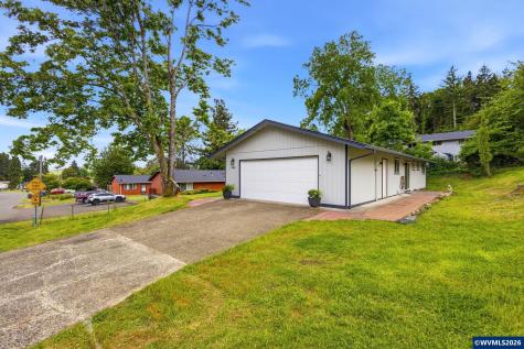 745 SW Barber Avenue Willamina OR 97396