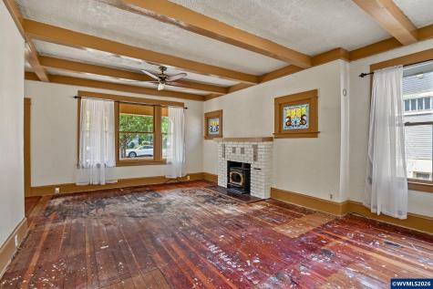 223 Coolidge Street Silverton OR 97381