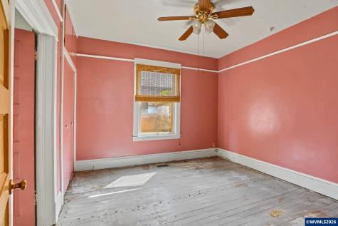 223 Coolidge Street Silverton OR 97381