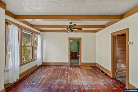 223 Coolidge Street Silverton OR 97381
