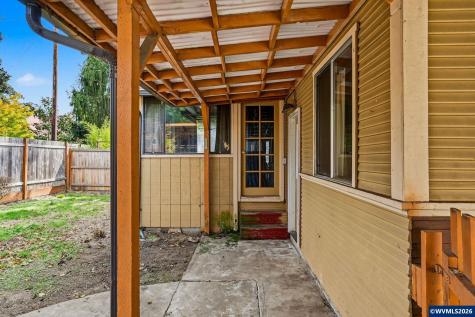 223 Coolidge Street Silverton OR 97381