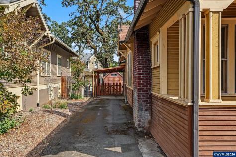 223 Coolidge Street Silverton OR 97381