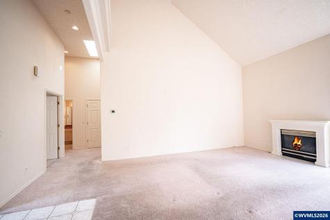 1920 Spicetree Lane SE Salem OR 97306