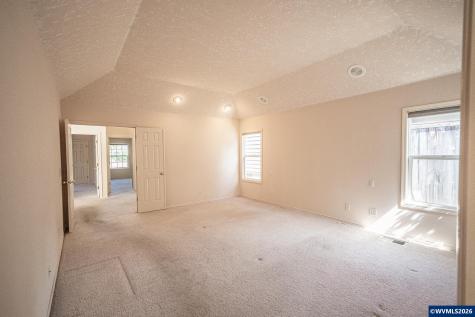1920 Spicetree Lane SE Salem OR 97306