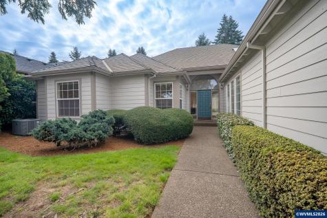 1920 Spicetree Lane SE Salem OR 97306