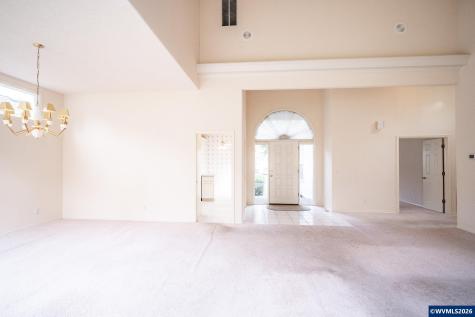1920 Spicetree Lane SE Salem OR 97306
