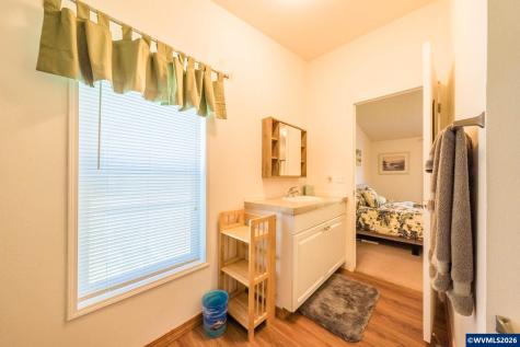 1232 SE 2nd Court Lincoln City OR 97367-9999