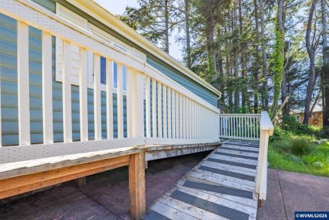1232 SE 2nd Court Lincoln City OR 97367-9999