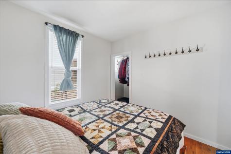1275 SE Jefferson Street Dallas OR 97338