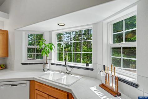 24258 Columbine Drive Philomath OR 97370