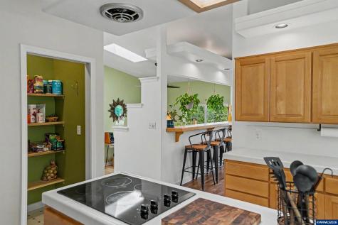24258 Columbine Drive Philomath OR 97370
