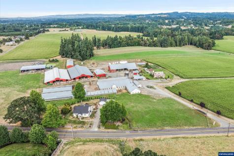 21303 S Central Point Road Oregon City OR 97045-0000