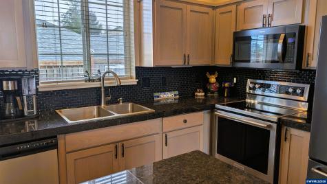 145 NE 71st Street Newport OR 97365
