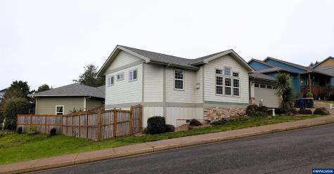 145 NE 71st Street Newport OR 97365