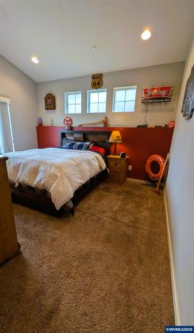 145 NE 71st Street Newport OR 97365