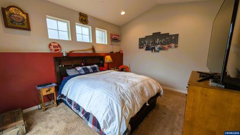 145 NE 71st Street Newport OR 97365
