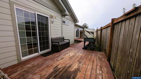 145 NE 71st Street Newport OR 97365