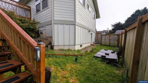 145 NE 71st Street Newport OR 97365