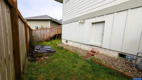 145 NE 71st Street Newport OR 97365