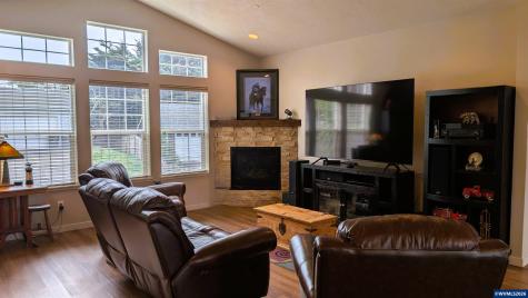 145 NE 71st Street Newport OR 97365